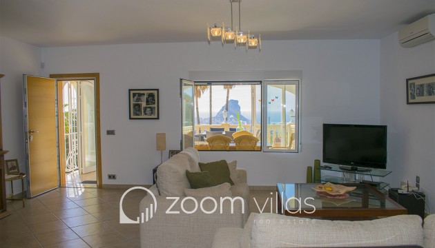 Resale - Villa - Calpe