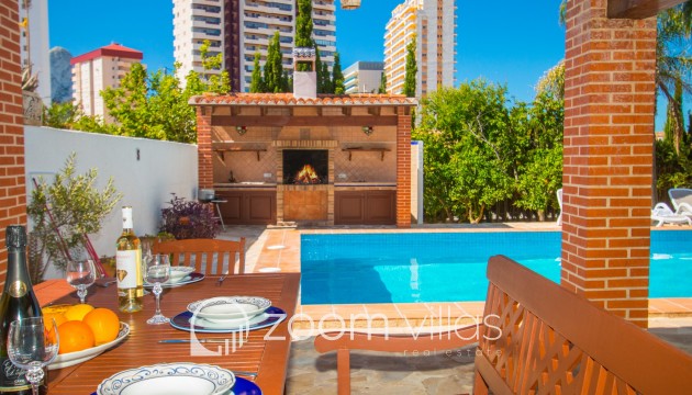 Resale - Villa - Calpe