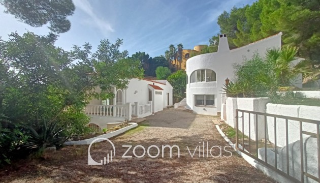 Resale - Villa - Altea