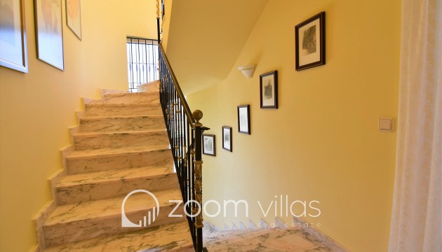 Resale - Villa - Calpe