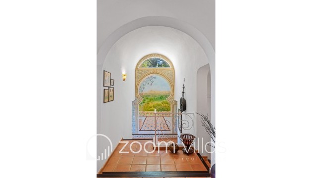 Resale - Villa - Altea