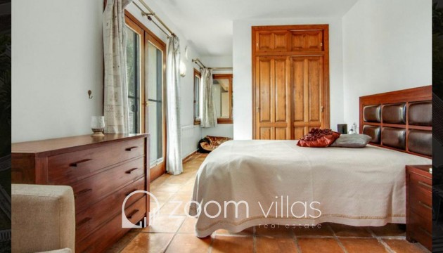 Resale - Villa - Benissa