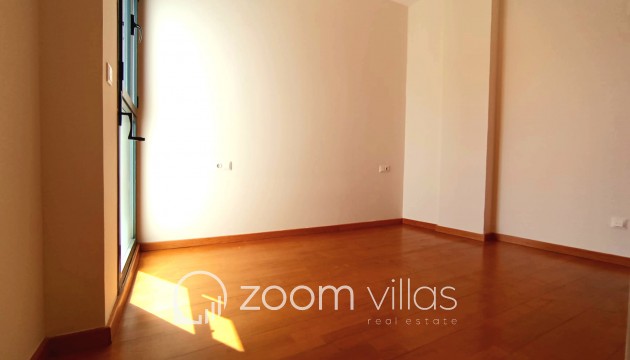 Resale - Apartment - Jávea