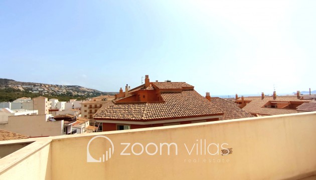 Resale - Apartment - Jávea