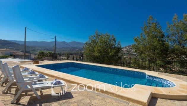 Resale - Villa - Calpe