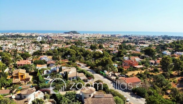 Resale - Villa - Denia