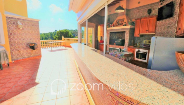 Resale - Villa - Denia