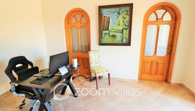 Reventa - Villa - Denia