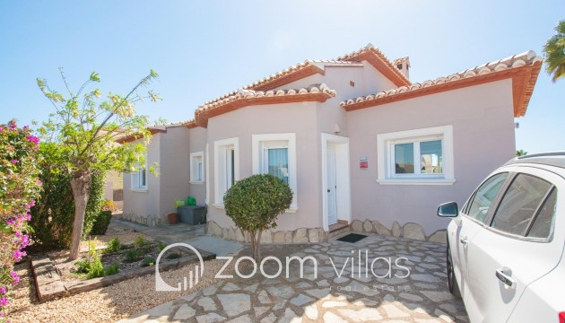 Herverkoop - Villa - Moraira - Camarrocha