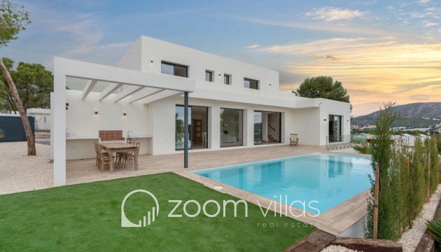 Resale - Villa - Moraira - Camarrocha