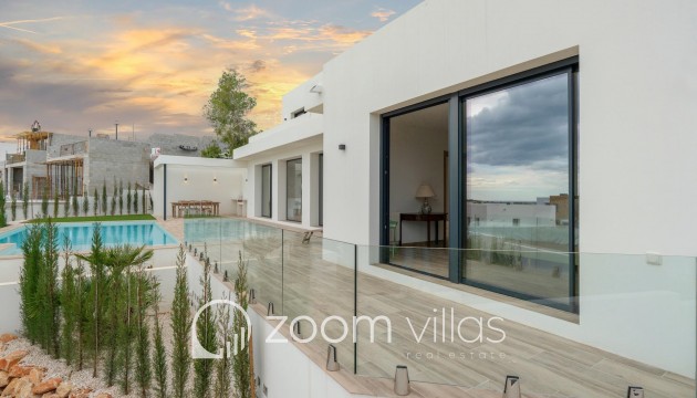 Resale - Villa - Moraira - Camarrocha