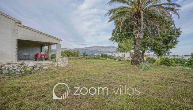 Resale - Plot / Land - Gata de Gorgos - Centrre