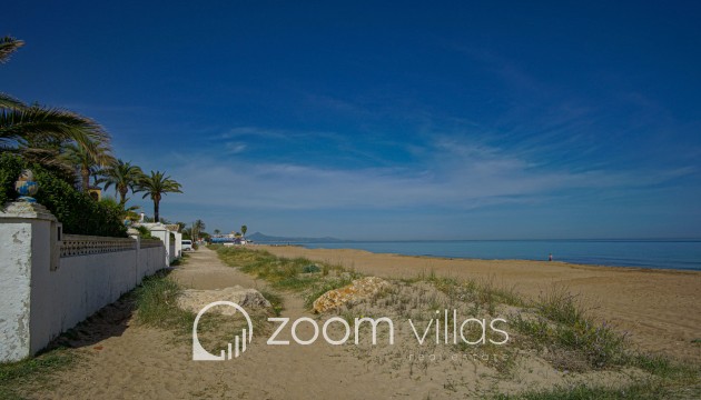 Wiederverkauf - Villa / Doppelhaushälfte - Denia - Els Molins