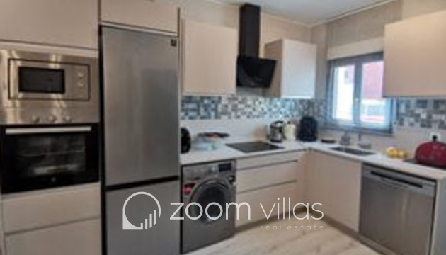 Resale - Villa / Semi-detached - Pedreguer - Bolerias