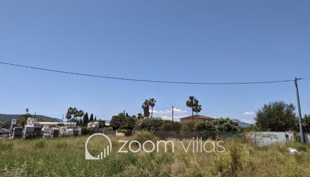 Resale - Plot / Land - Denia - Centrum