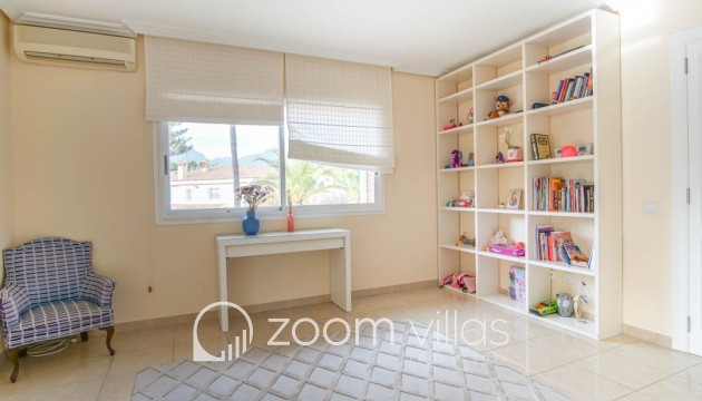 Reventa - Villa - Benidorm - de Napoles