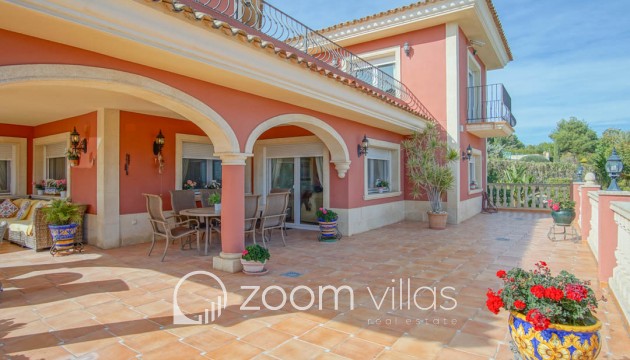 Resale - Villa - Alfas del Pí - Alfaz del pi