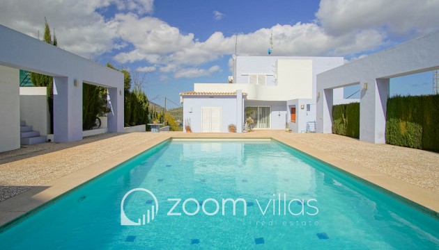 Resale - Villa - Pedreguer