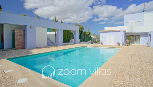 Resale - Villa - Pedreguer