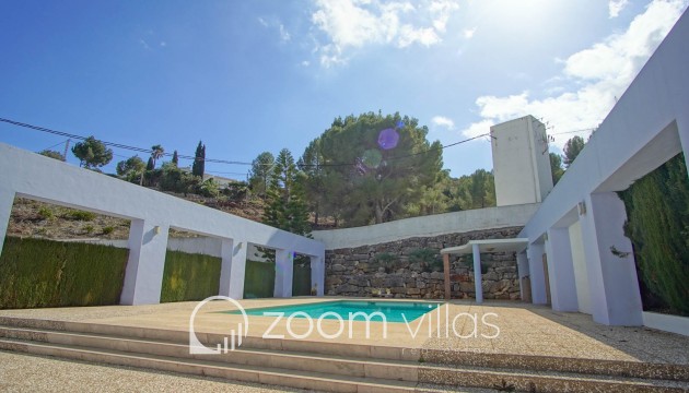 Resale - Villa - Pedreguer