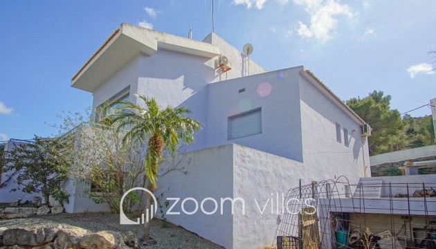 Resale - Villa - Pedreguer