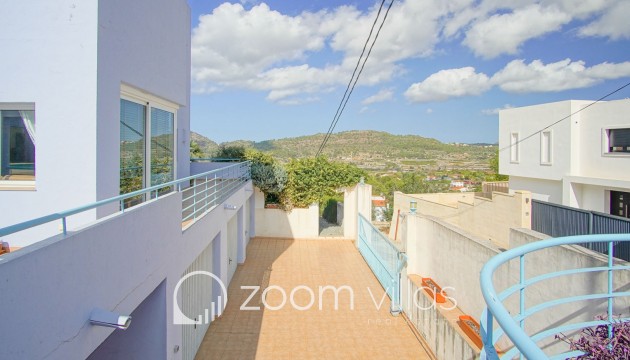 Resale - Villa - Pedreguer