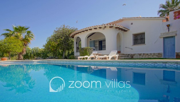 Resale - Villa - Denia - Santa Paula