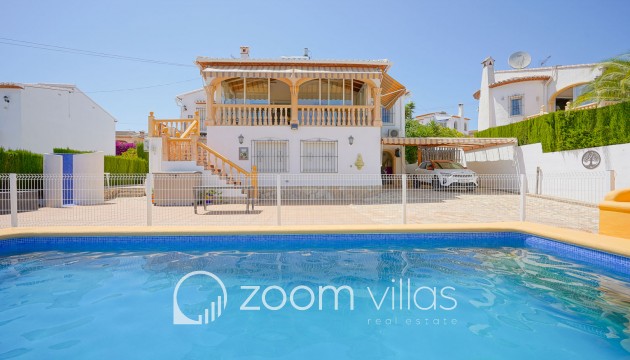 Resale - Villa - Benitachell  - Les fonts