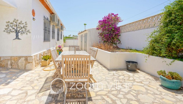 Resale - Villa - Benitachell  - Les fonts