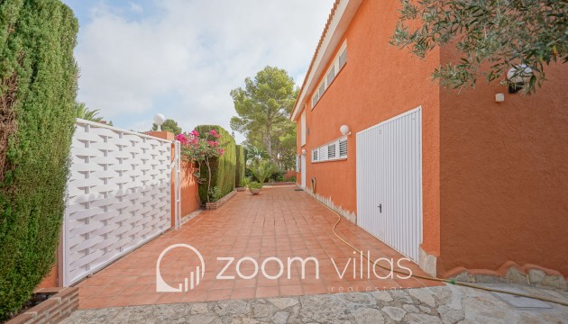 Resale - Villa - Benitachell  - Cumbre del sol