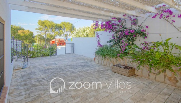 Resale - Villa - Denia - Las Rotas