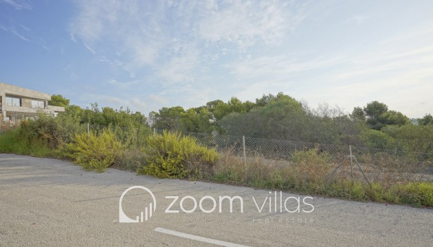 Resale - Plot / Land - Calpe - Partida Garduix