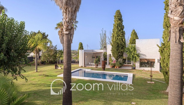 Resale - Villa - Denia - La Xara - La Sella