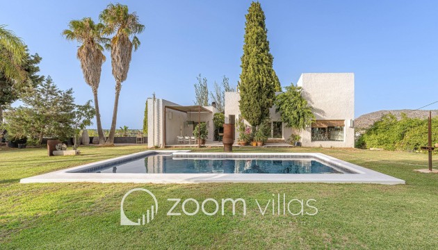 Resale - Villa - Denia - La Xara - La Sella