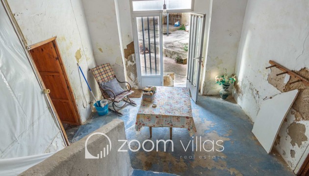 Resale - Villa / Semi-detached - Tormos - Centrum