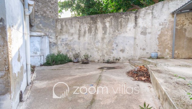 Resale - Villa / Semi-detached - Tormos - Centrum