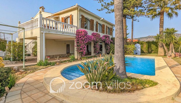 Resale - Villa - Pedreguer - March