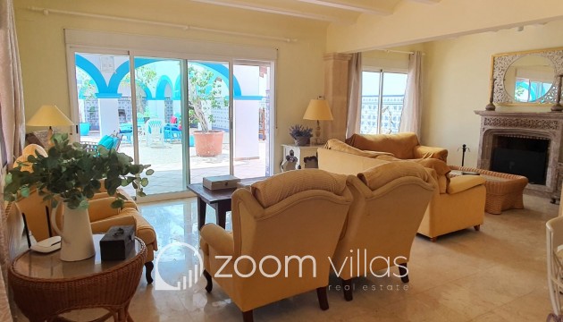 Resale - Villa - Jávea - Tosalet