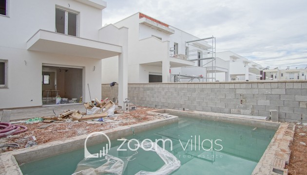 Nueva construcción  - Villa / Semi pareado - Denia - El Verger