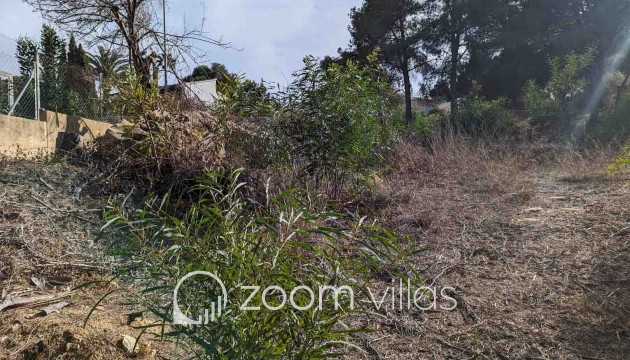 Resale - Plot / Land - Moraira - Pinar del advocat