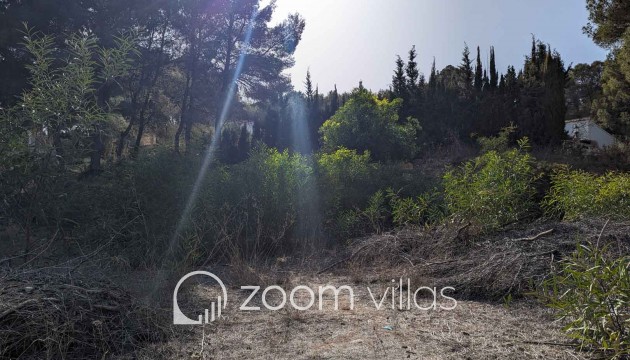 Resale - Plot / Land - Moraira - Pinar del advocat