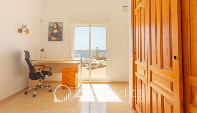 Resale - Villa - Benitachell  - Cumbre del sol