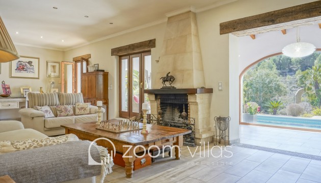 Resale - Villa - Benissa - Partida Llenes