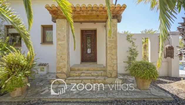 Resale - Villa - Benissa - Partida Llenes