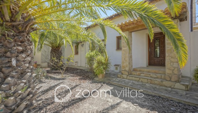 Wiederverkauf - Villa - Benissa - Partida Llenes