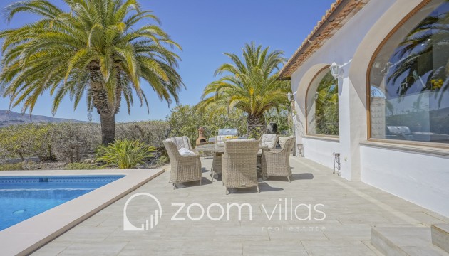 Resale - Villa - Benissa - Partida Llenes