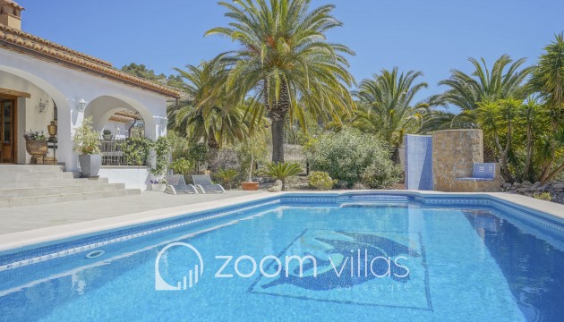 Resale - Villa - Benissa - Partida Llenes