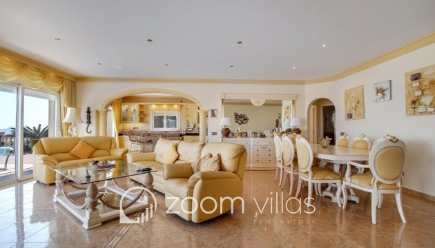 Resale - Villa - Moraira - Benimeit