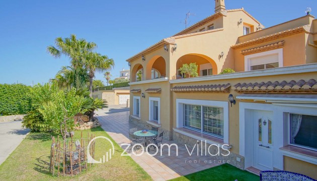 Resale - Villa - Benissa - Fustera