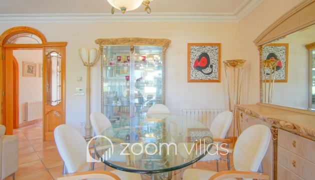 Resale - Villa - Benissa - Fustera